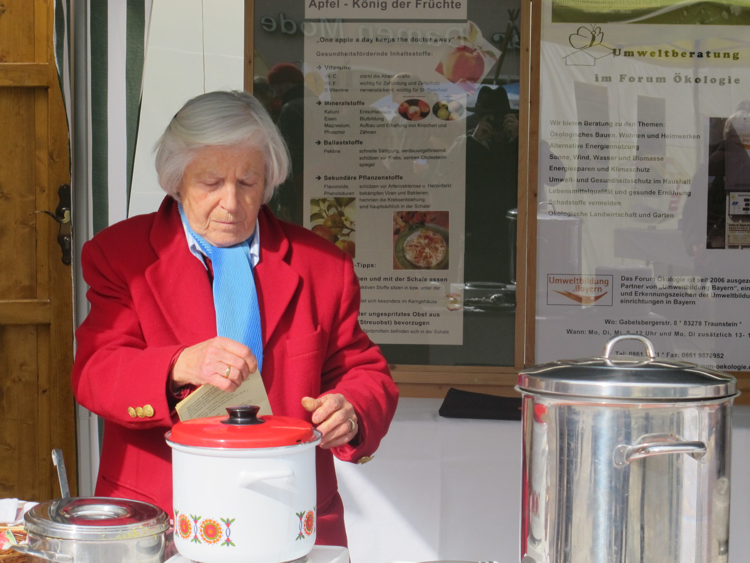 M. Eschenbeck am Stand